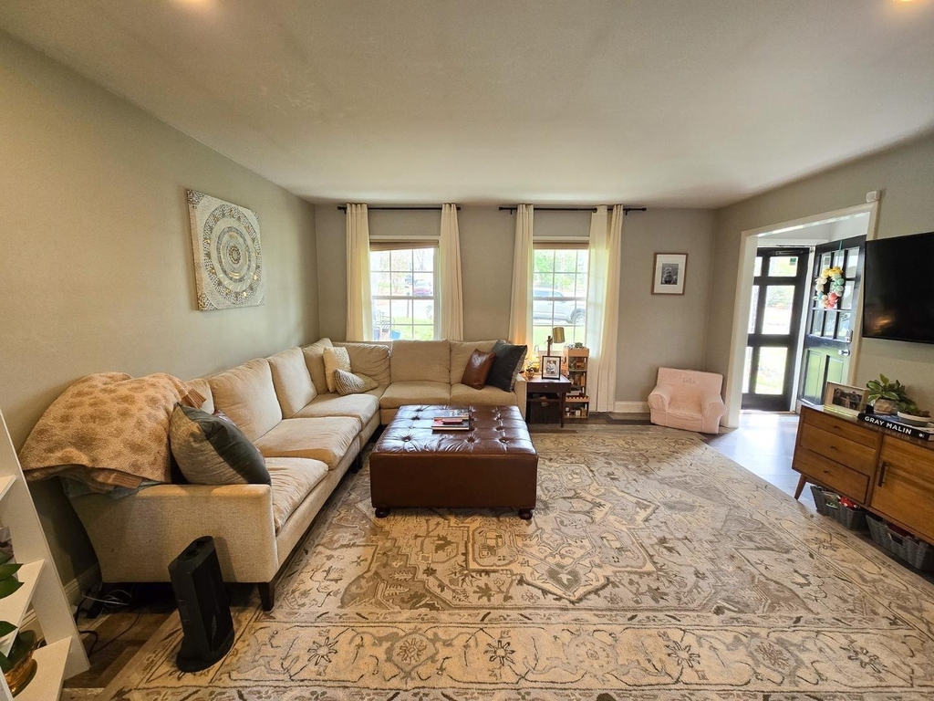 5813 Rangeley Drive - Photo 5