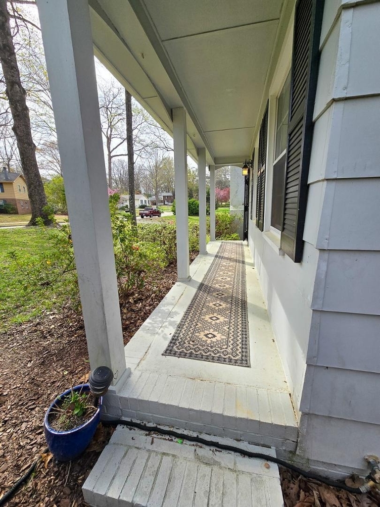 5813 Rangeley Drive - Photo 3