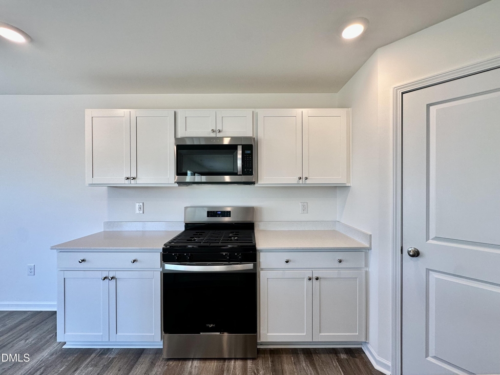 258 Bay Laurel Drive - Photo 10