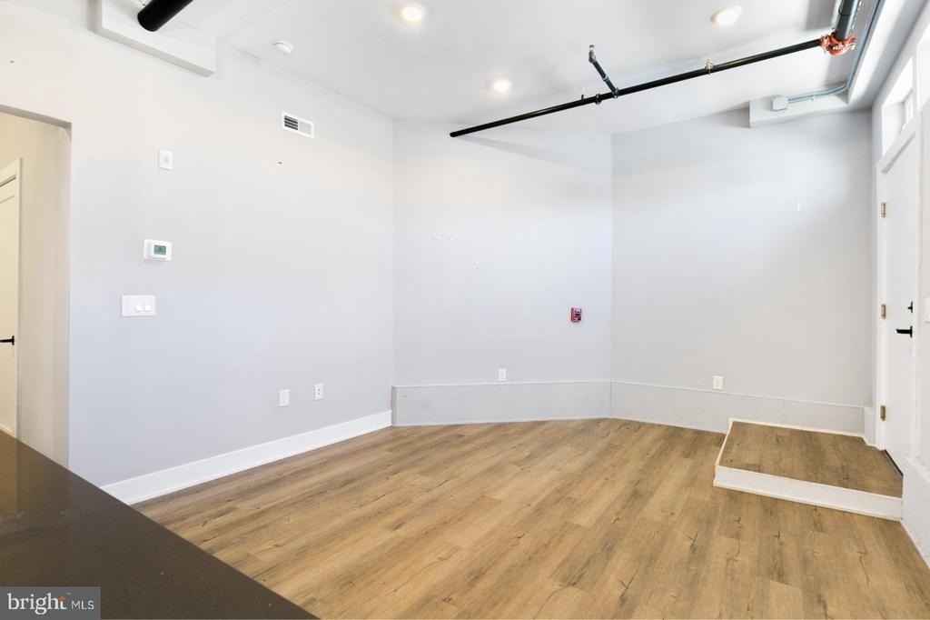 3965 Lancaster Avenue - Photo 4