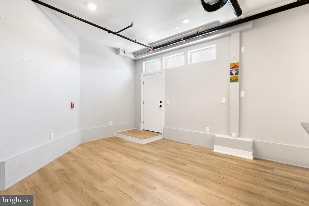 3965 Lancaster Avenue - Photo 5