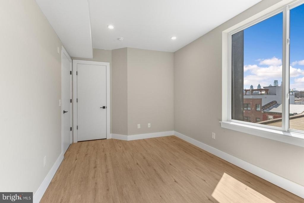 1144 Frankford Avenue - Photo 19