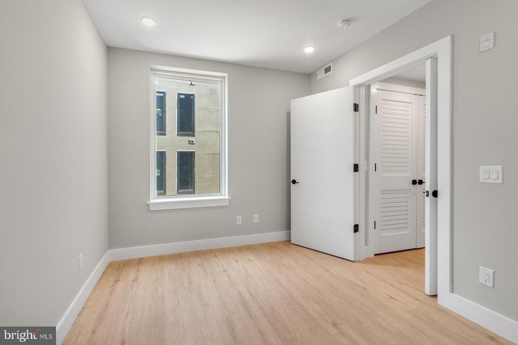1144 Frankford Avenue - Photo 14