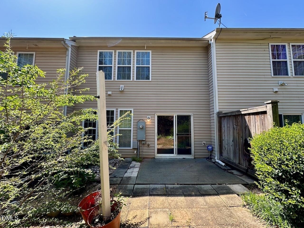 8318 Pilots View Drive - Photo 14