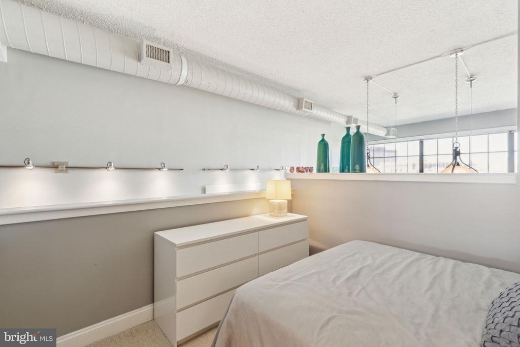 2429 Locust Street - Photo 26