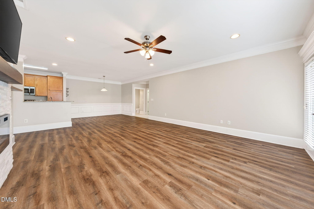 423 Waterford Lake Drive - Photo 21