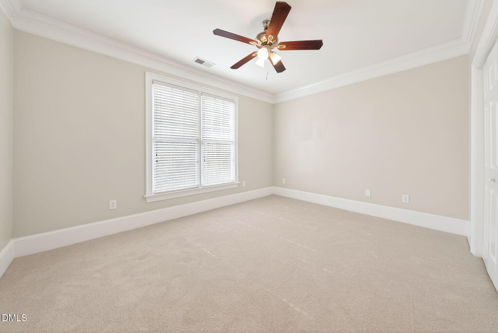 423 Waterford Lake Drive - Photo 9