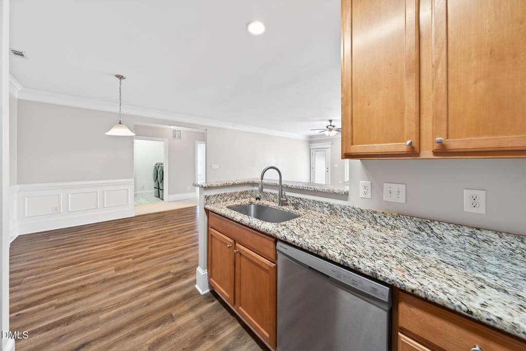 423 Waterford Lake Drive - Photo 29