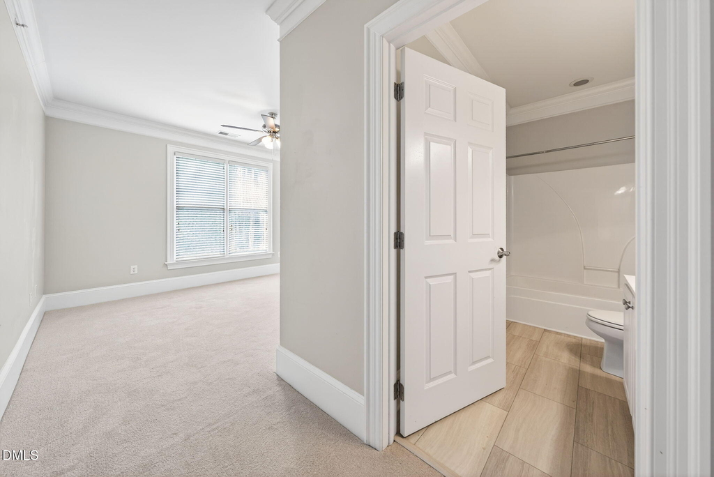 423 Waterford Lake Drive - Photo 7