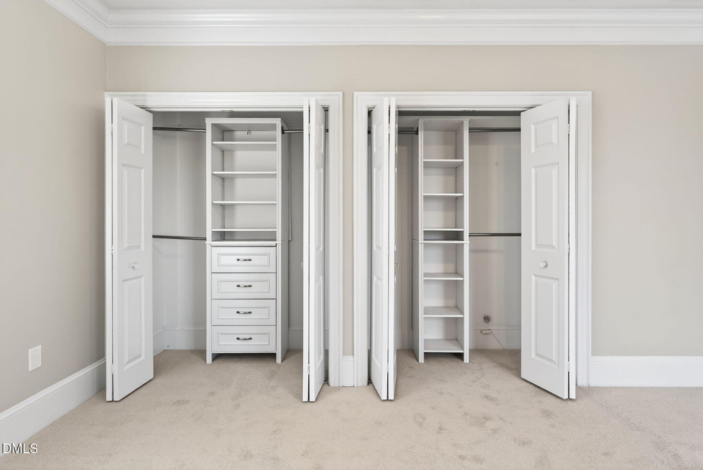 423 Waterford Lake Drive - Photo 35