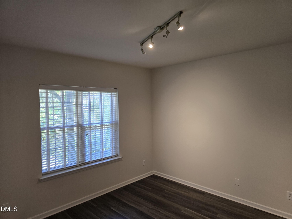 802 Sutter Gate Lane - Photo 6