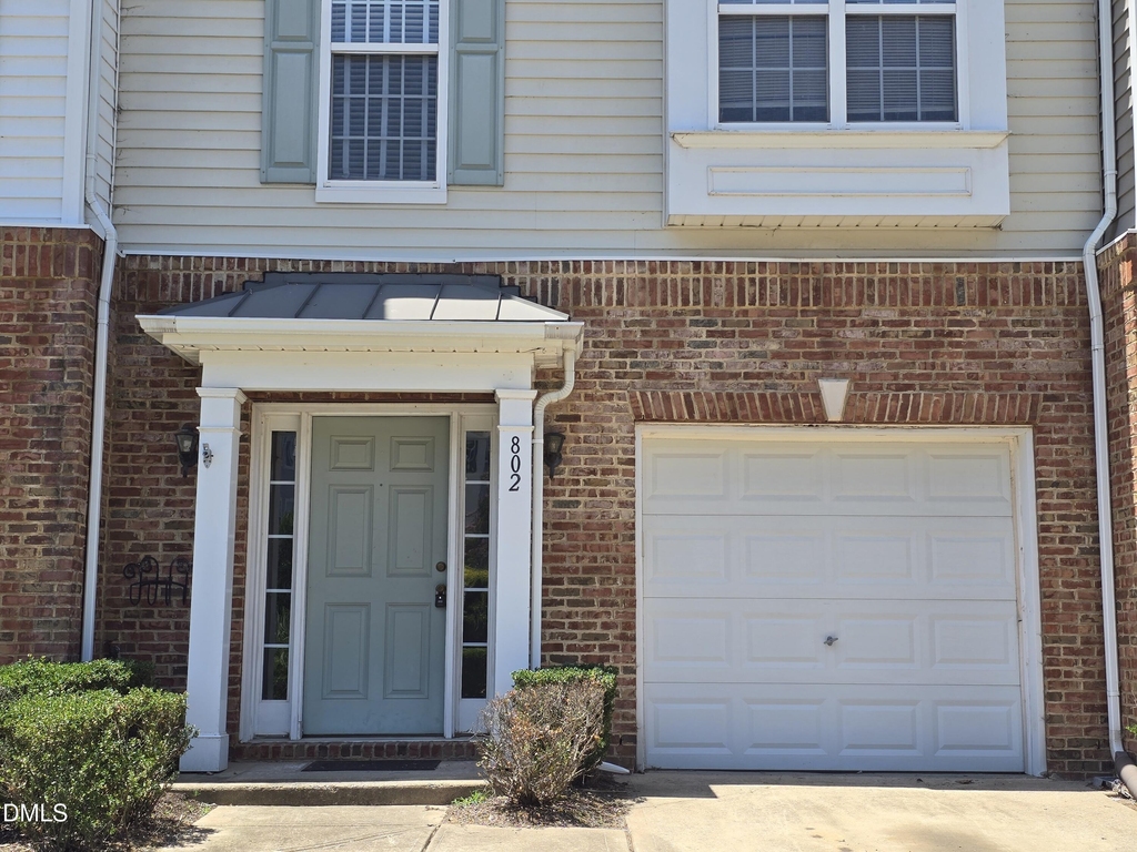 802 Sutter Gate Lane - Photo 4