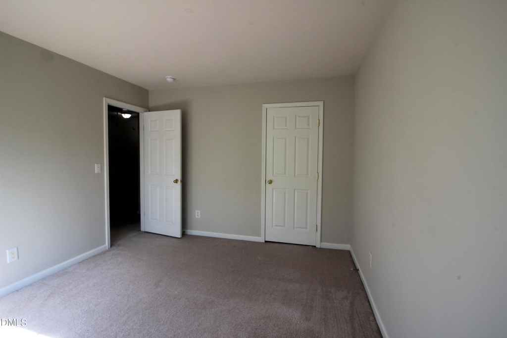 104 Hickory Meadow Circle - Photo 12