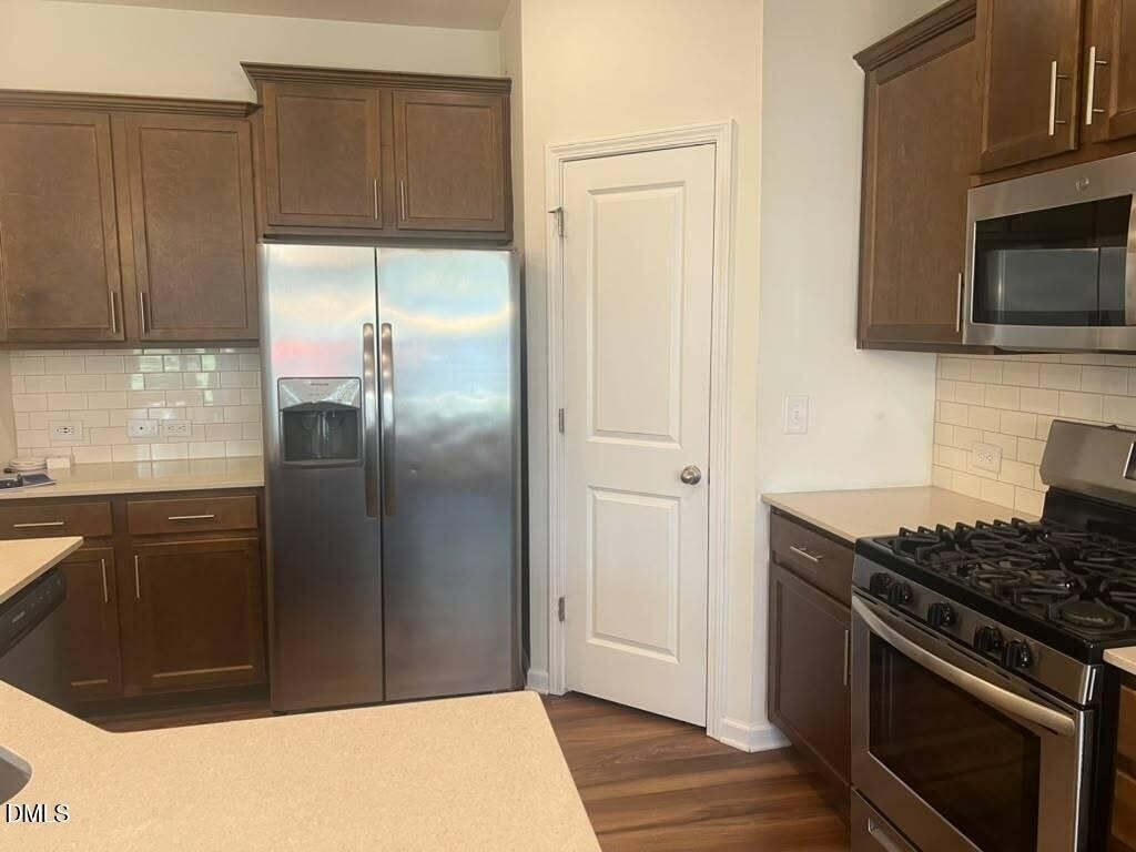6140 Beale Loop - Photo 10