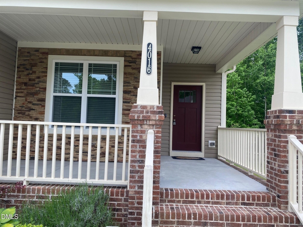 4016 Landover Peak Place - Photo 2
