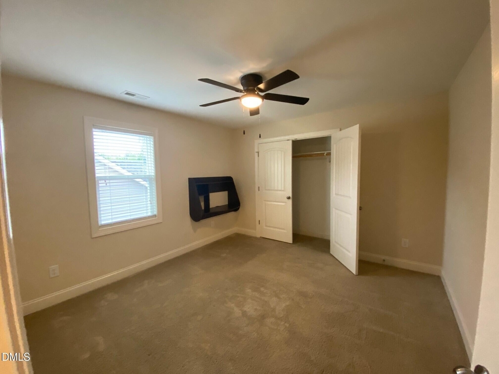 4016 Landover Peak Place - Photo 16