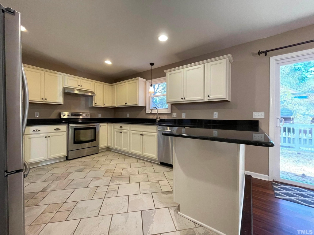 200 Glen Bonnie Lane - Photo 13