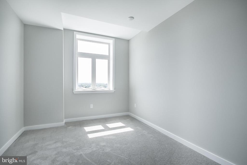 1 W Main Street - Photo 5