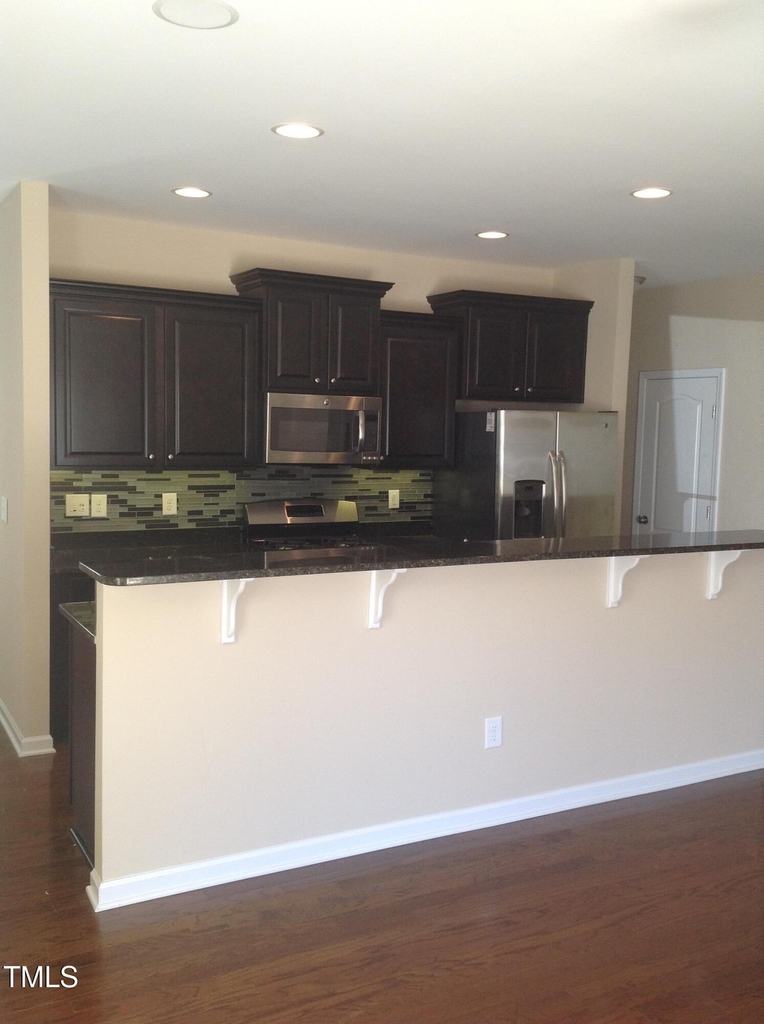 933 Ileagnes Road - Photo 4