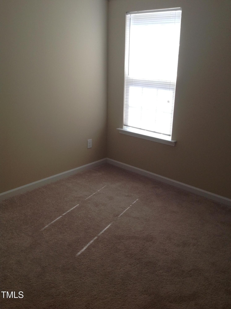 933 Ileagnes Road - Photo 15