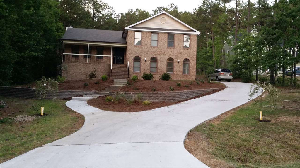 4919 Robinwood Road - Photo 0