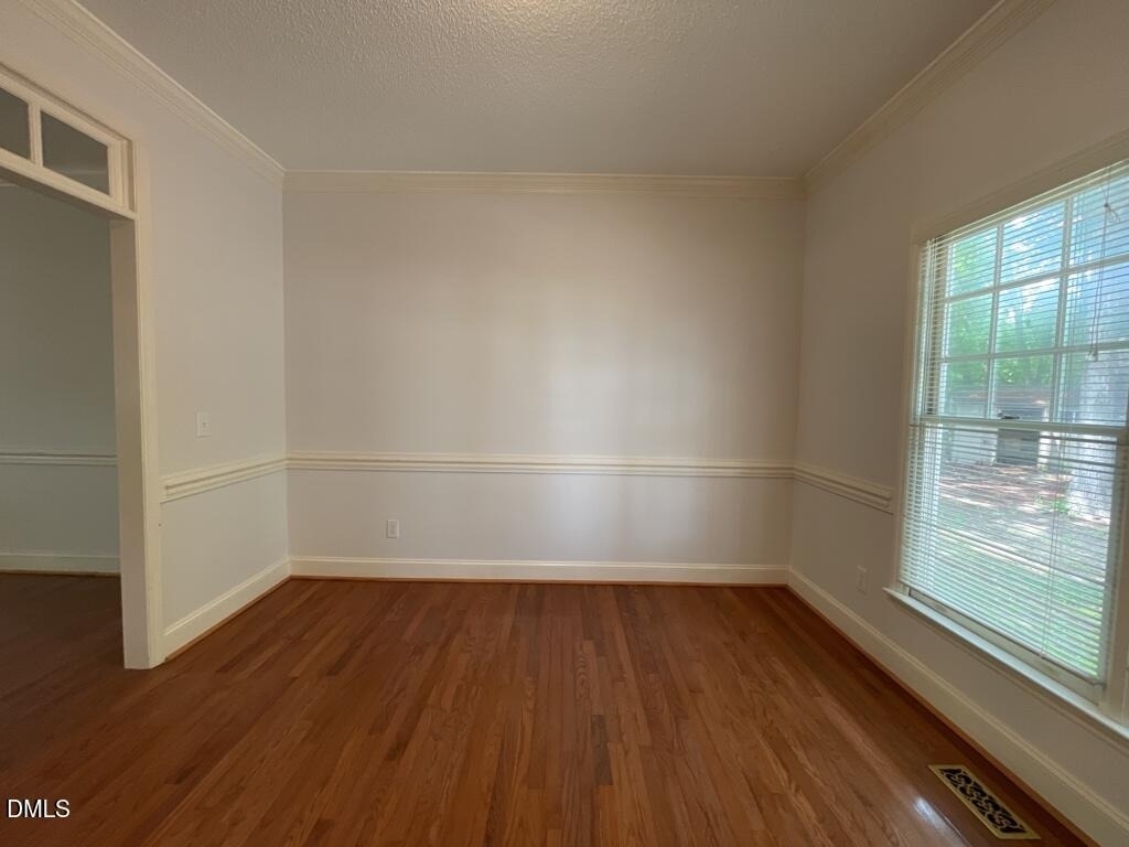 102 Longstock Court - Photo 3