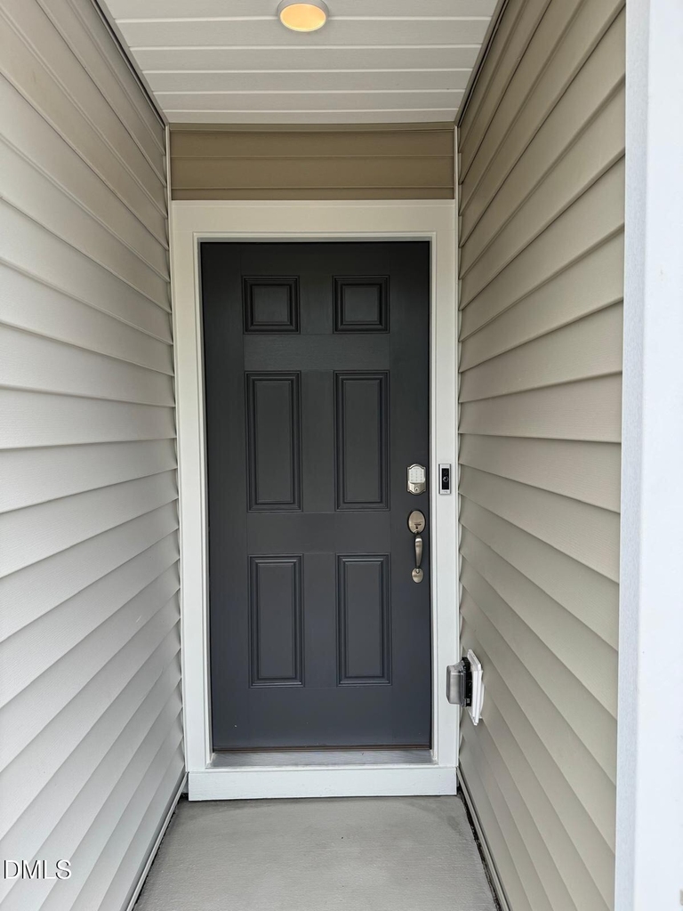 1056 Lily Loch Way - Photo 2