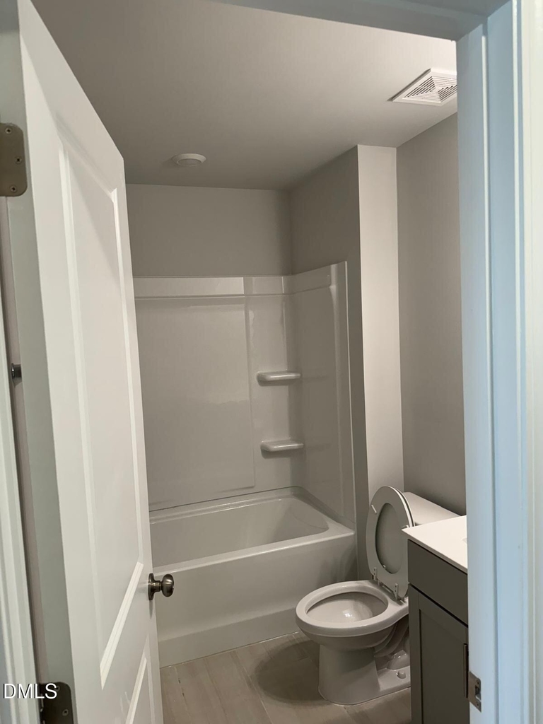 1056 Lily Loch Way - Photo 3