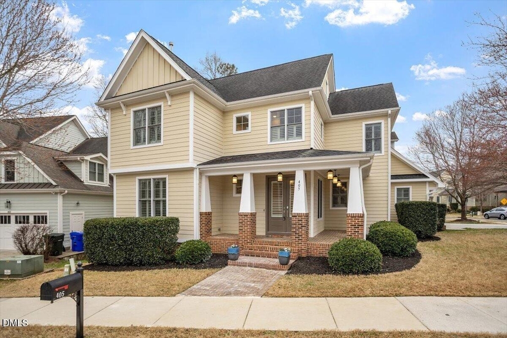 405 Jewell Drive - Photo 0