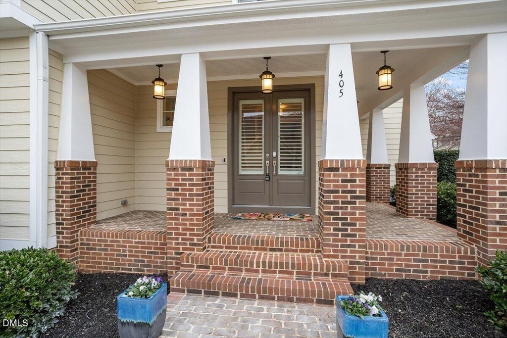 405 Jewell Drive - Photo 4