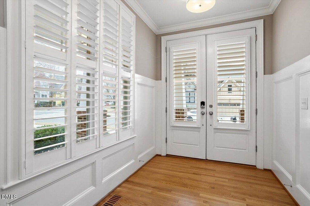 405 Jewell Drive - Photo 15