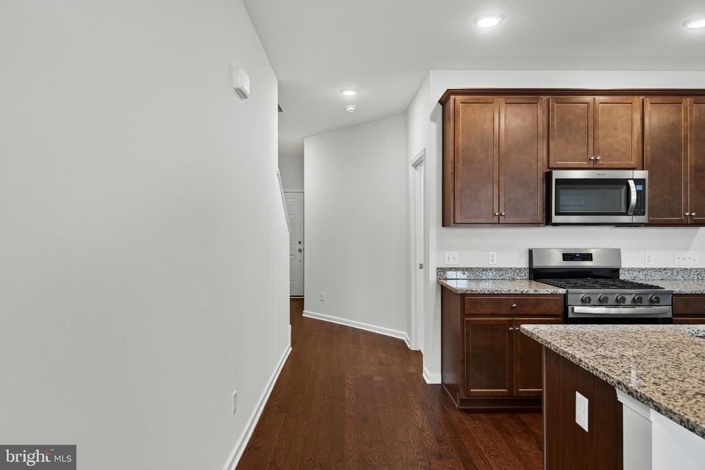 302 Milton Stamp Drive - Photo 14