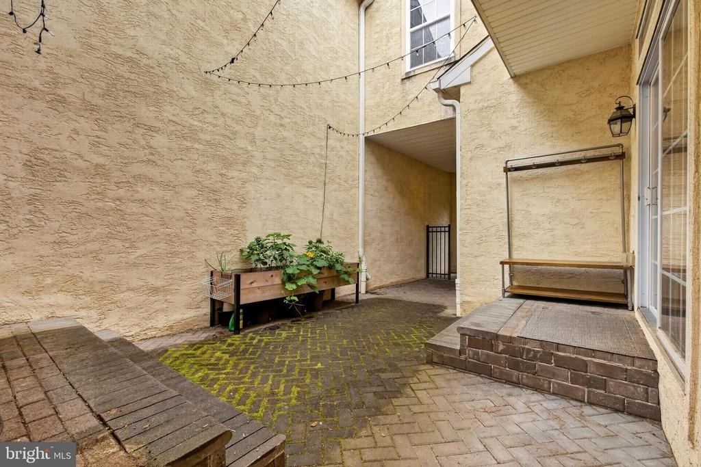 16 Oak Leaf Lane - Photo 4