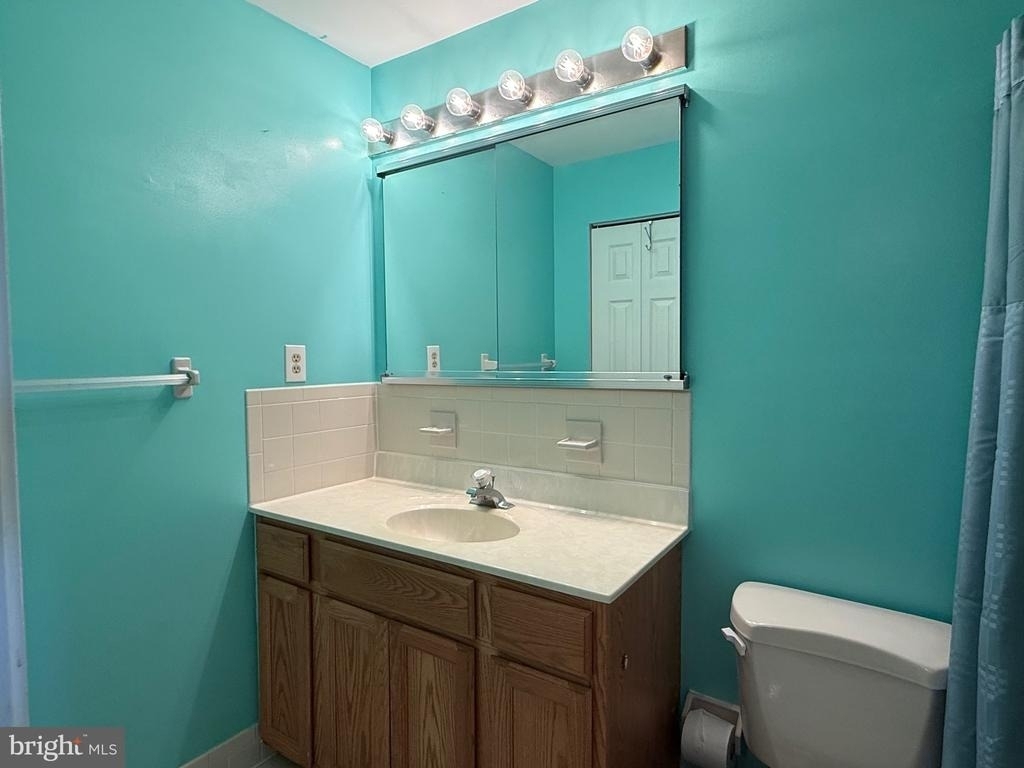 195 Longford Road - Photo 10