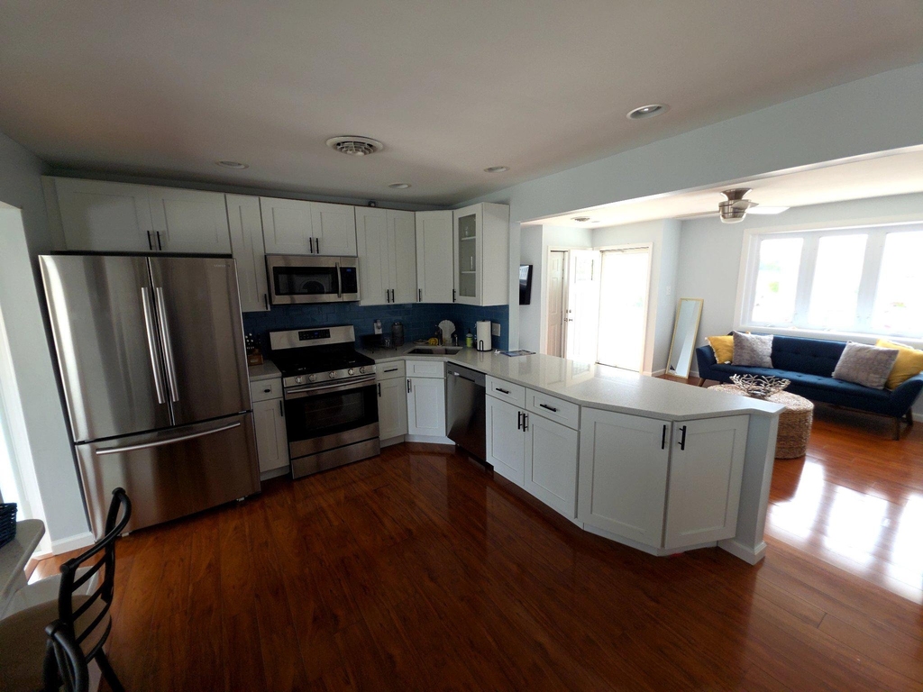129 E Raritan Drive - Photo 9