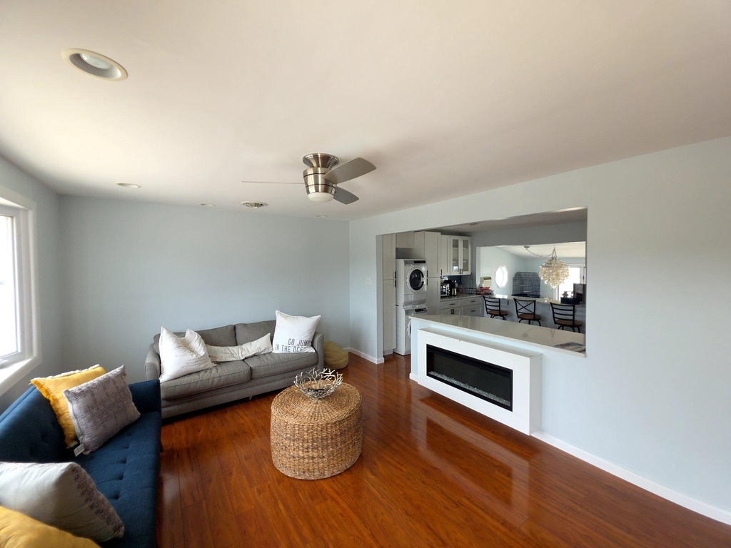 129 E Raritan Drive - Photo 5