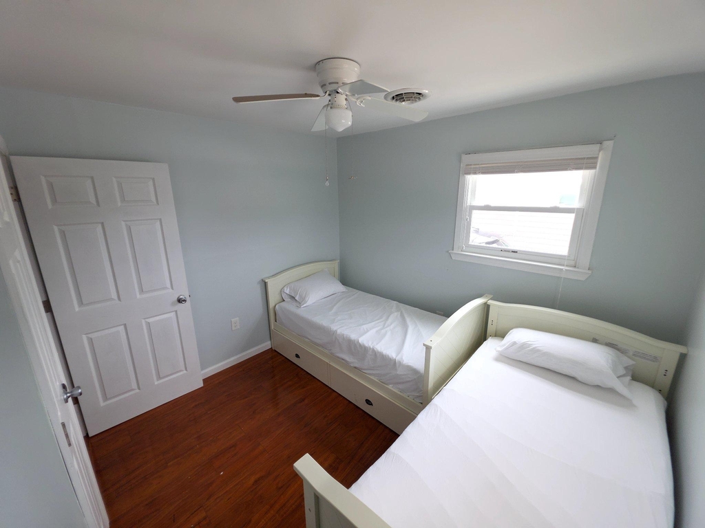 129 E Raritan Drive - Photo 16