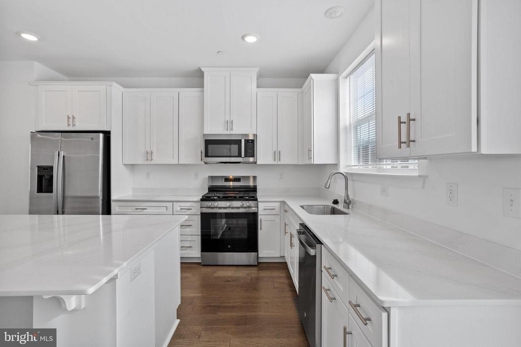 137 Ada Hightower Avenue - Photo 17