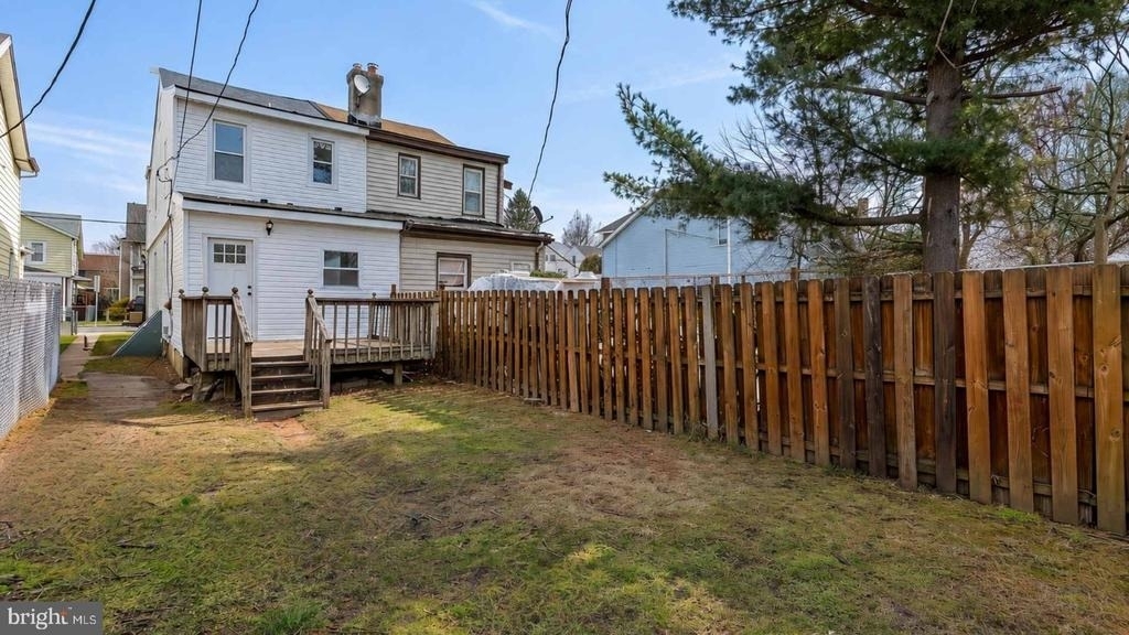 209 Woodlawn Avenue - Photo 15