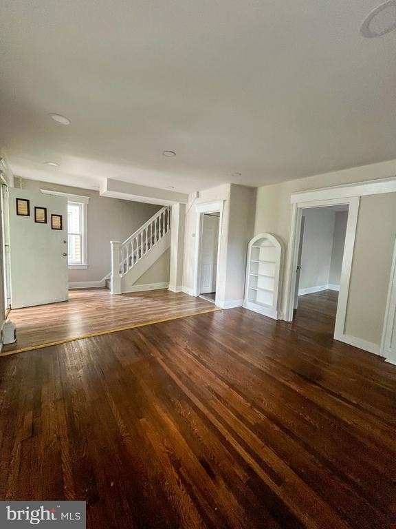 103 Newell Ave - Photo 2