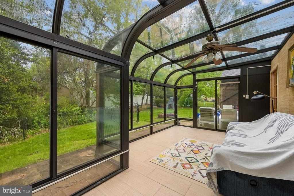 410 Narragansett Drive - Photo 9