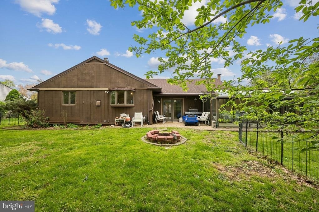 410 Narragansett Drive - Photo 24