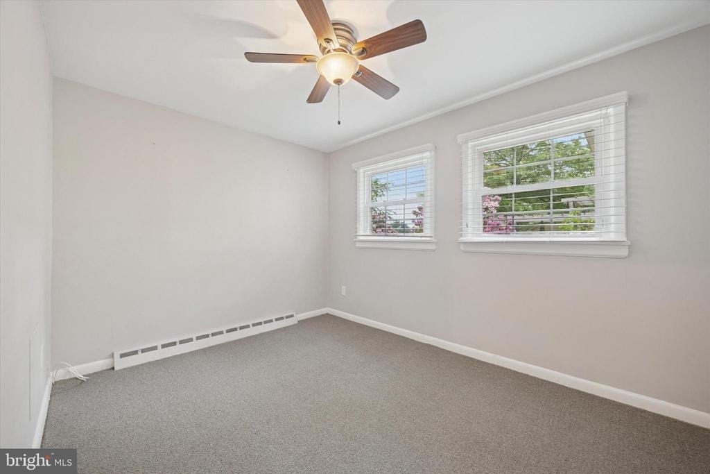 704 Cedar Avenue - Photo 6