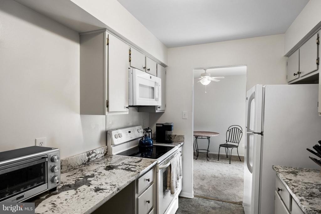 206 Mulberry Cove - Photo 6