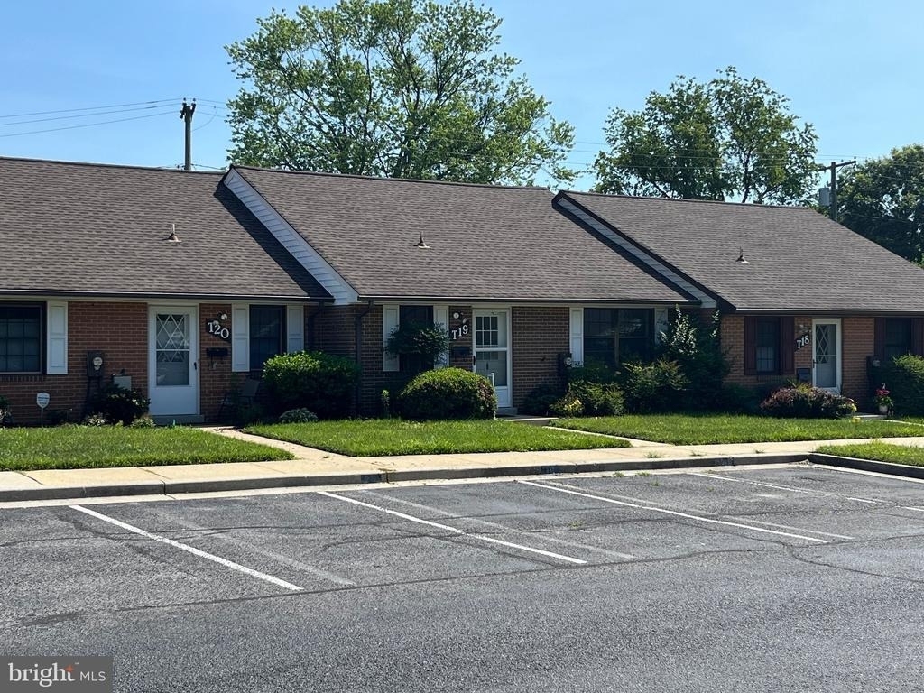 12319 Stonehaven Lane - Photo 1