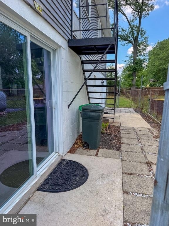 8830 W Fort Foote Terrace - Photo 19