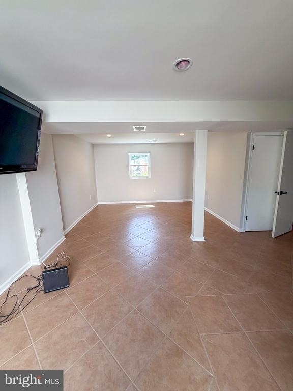 8830 W Fort Foote Terrace - Photo 16