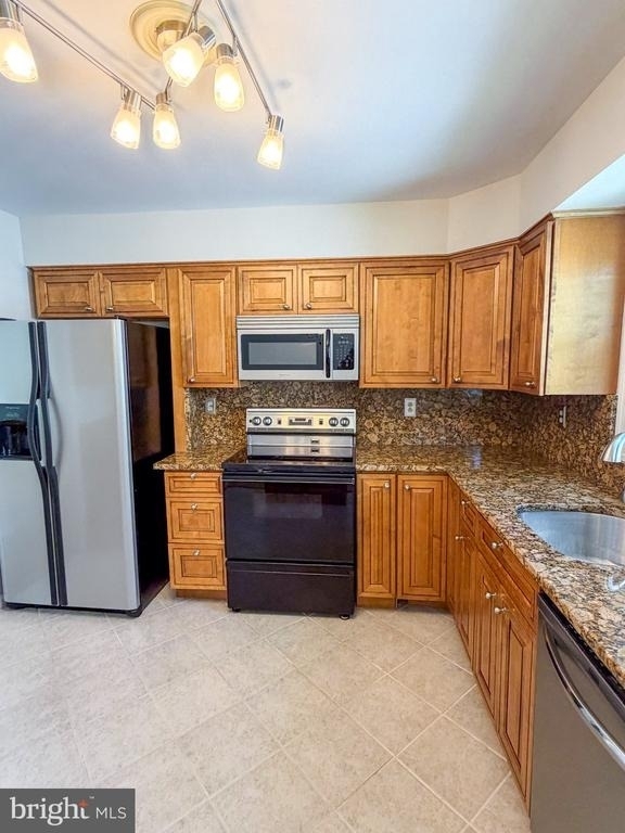 8830 W Fort Foote Terrace - Photo 2