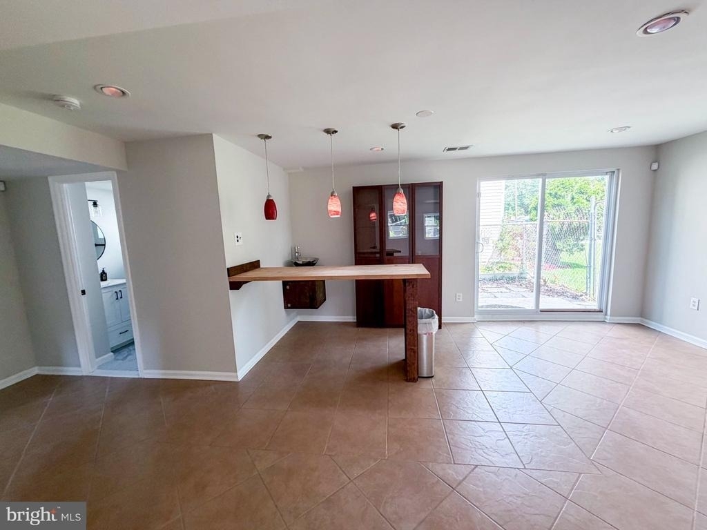 8830 W Fort Foote Terrace - Photo 14