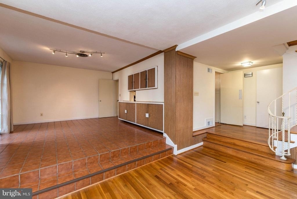 9322 W Parkhill Drive - Photo 16